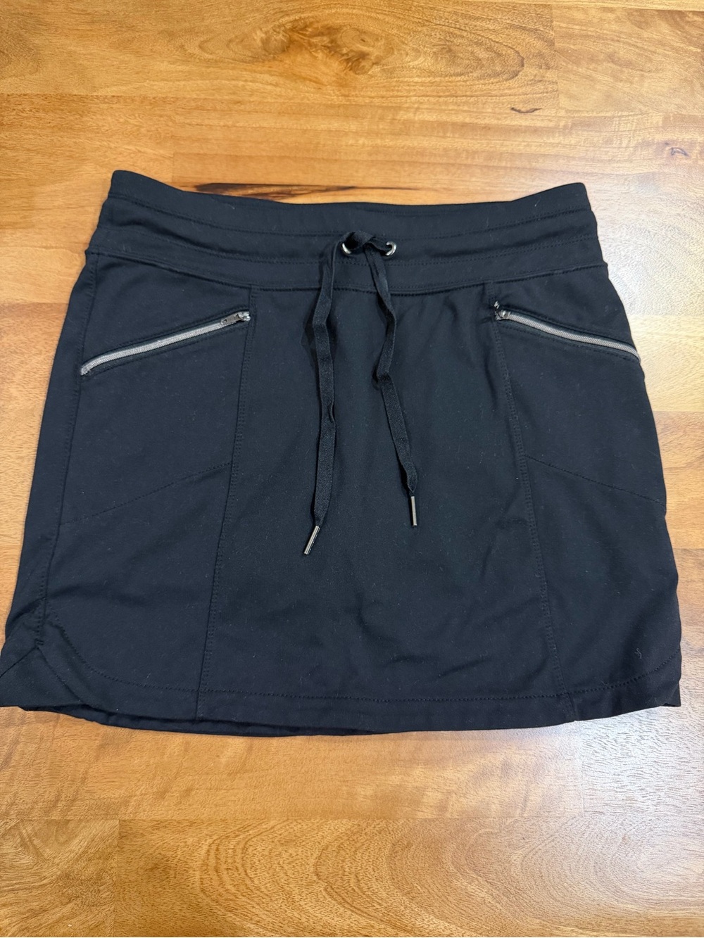 Athleta Black Drawstring Active Skort with Zip Pockets Size X-Small